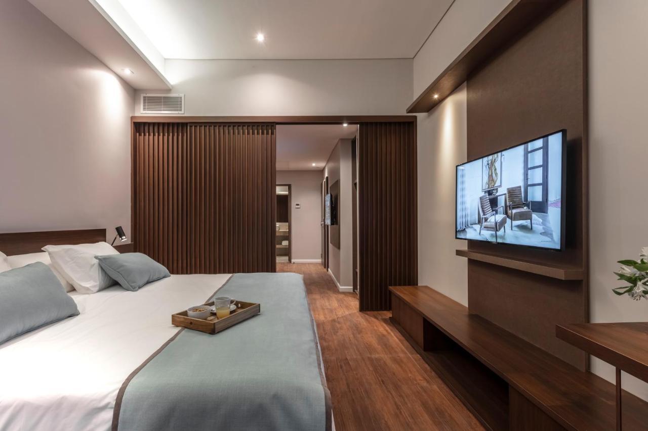Huinid Obelisco Hotel บัวโนสไอเรส ภายนอก รูปภาพ