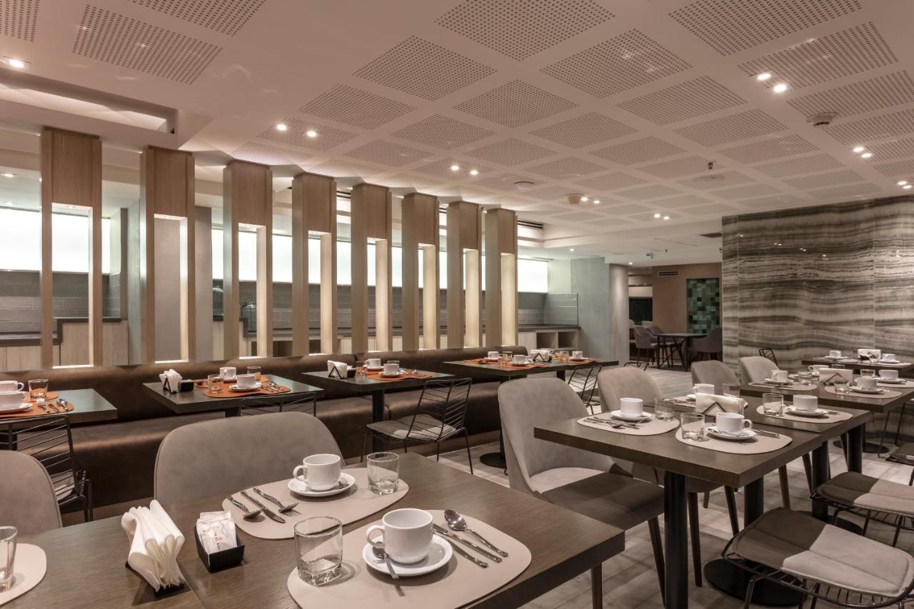 Huinid Obelisco Hotel บัวโนสไอเรส ภายนอก รูปภาพ